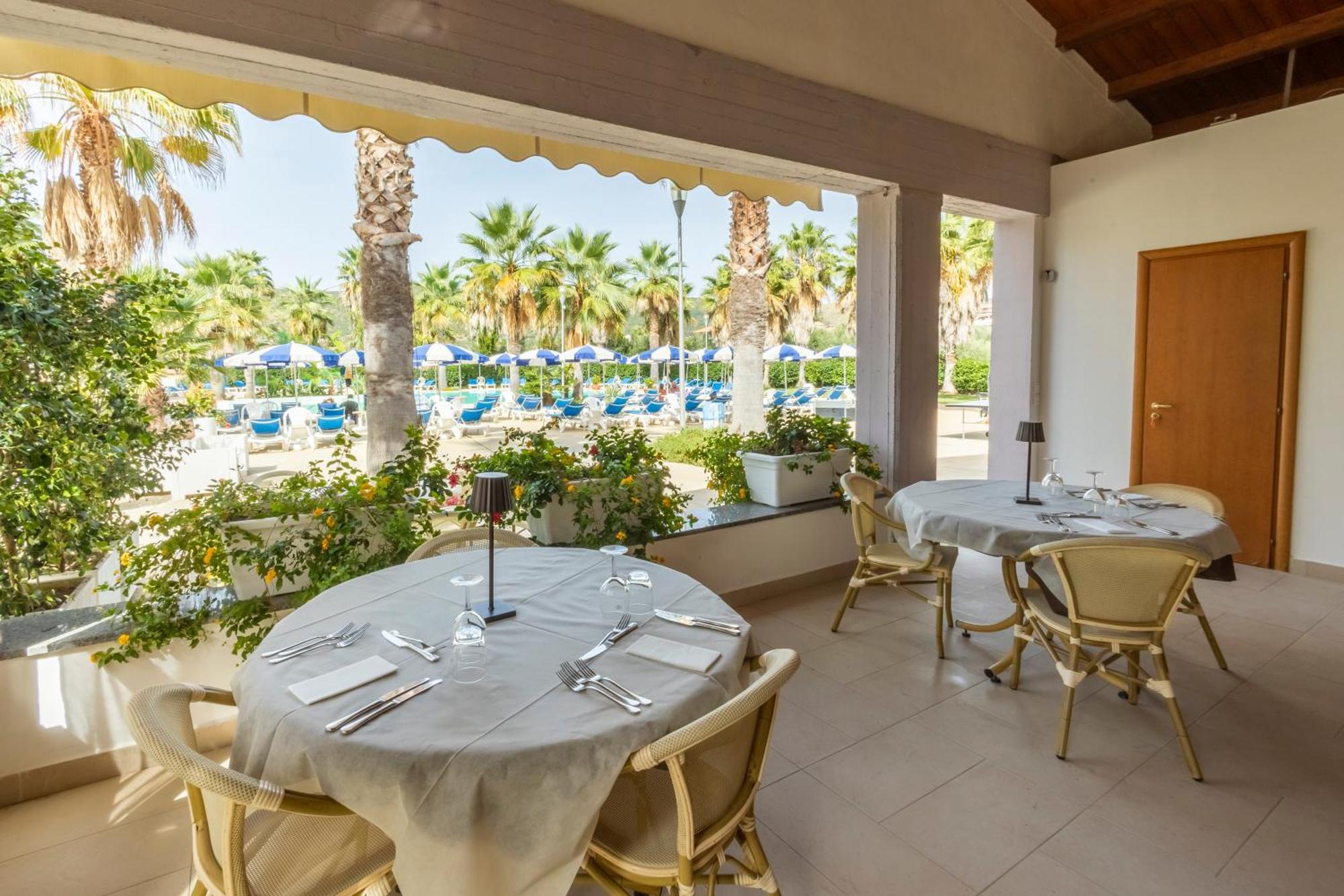Prince Franklyn Hotel Santa Maria di Castellabate Exterior photo